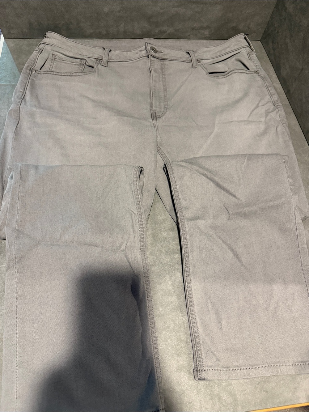 True Classic Super Soft Men's Slim Straight Jeans in Light Gray